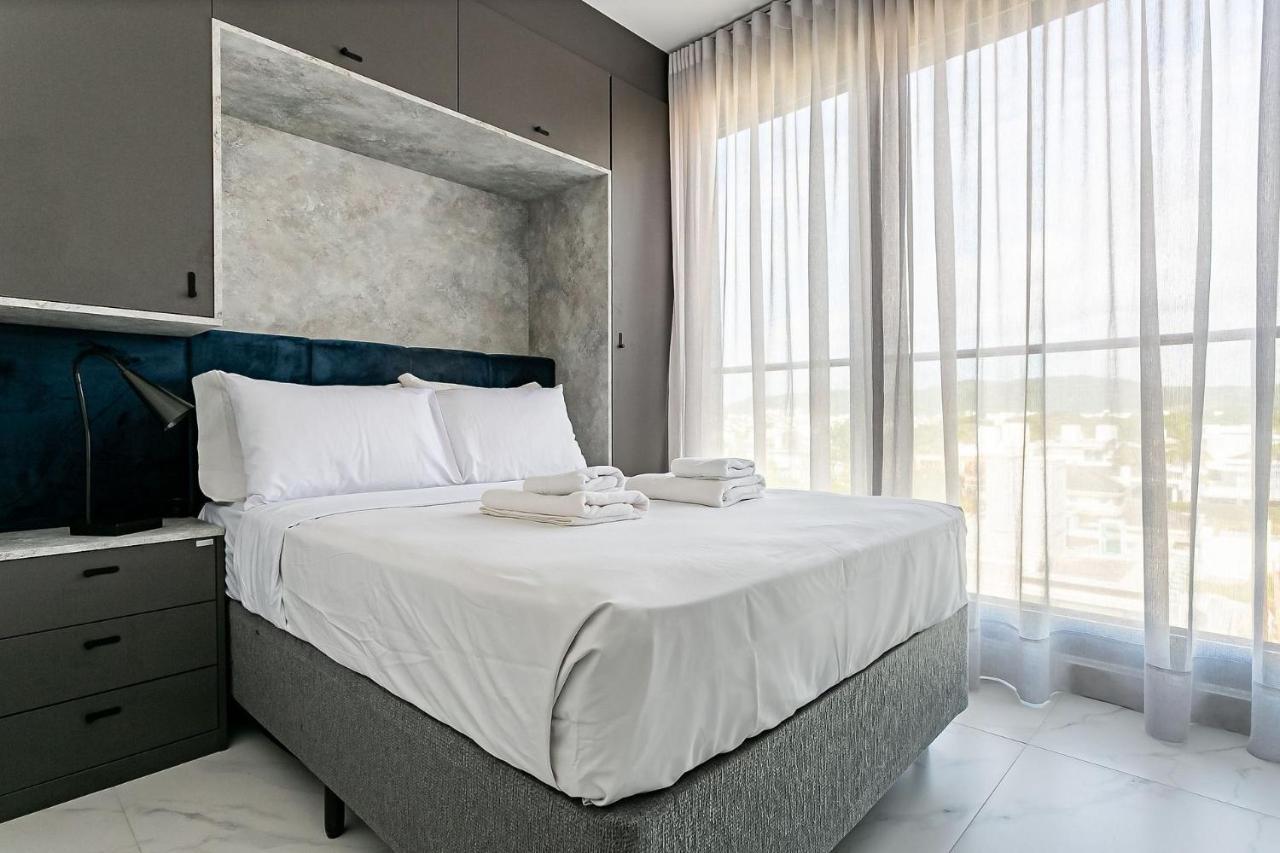 Wi-Fi 300Mb | Rooftop Com Piscina Em Jurere #Ja15 Florianopolis Exterior photo